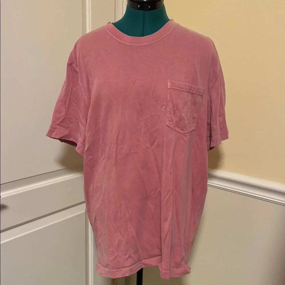 J. CREW Men's vintage Pink T-Shirt